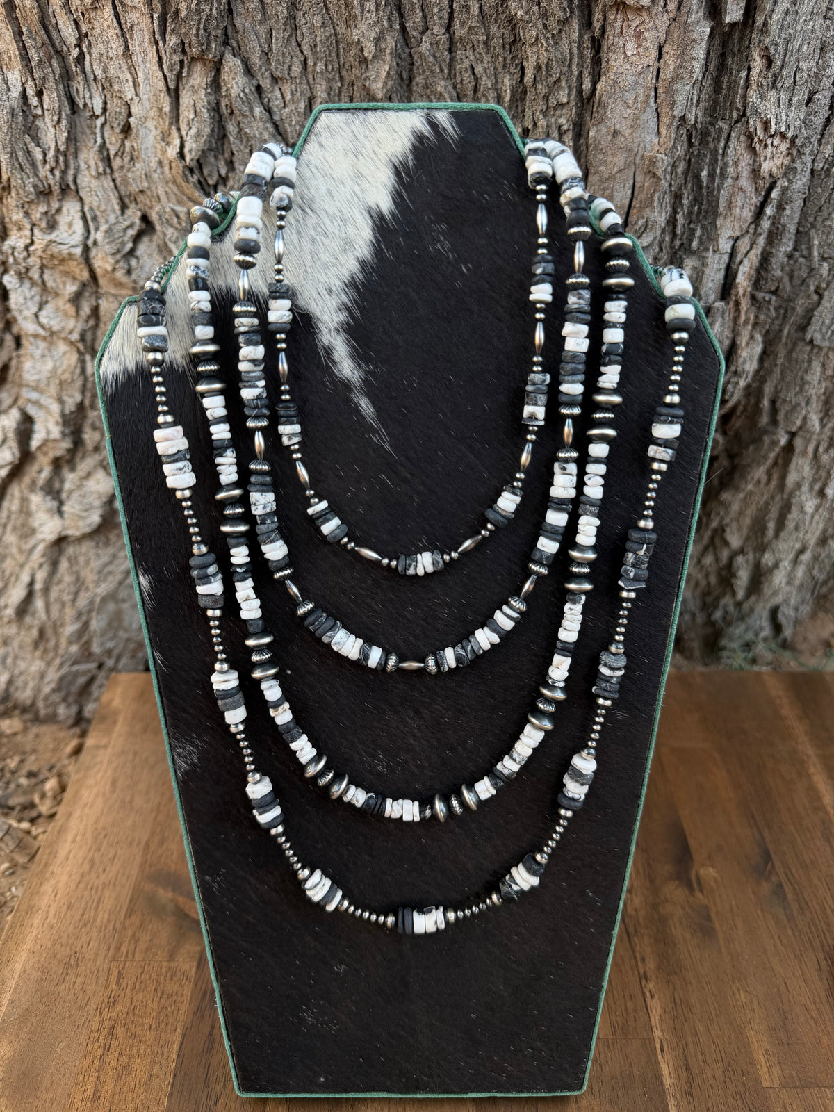 Necklace - 18” - 4mm & White Buffalo
