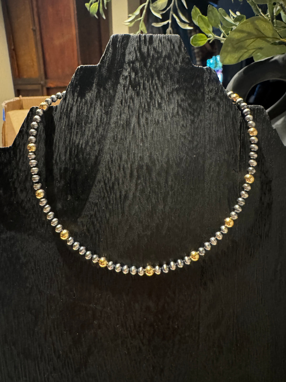 Choker- Mixed Metal 4/5