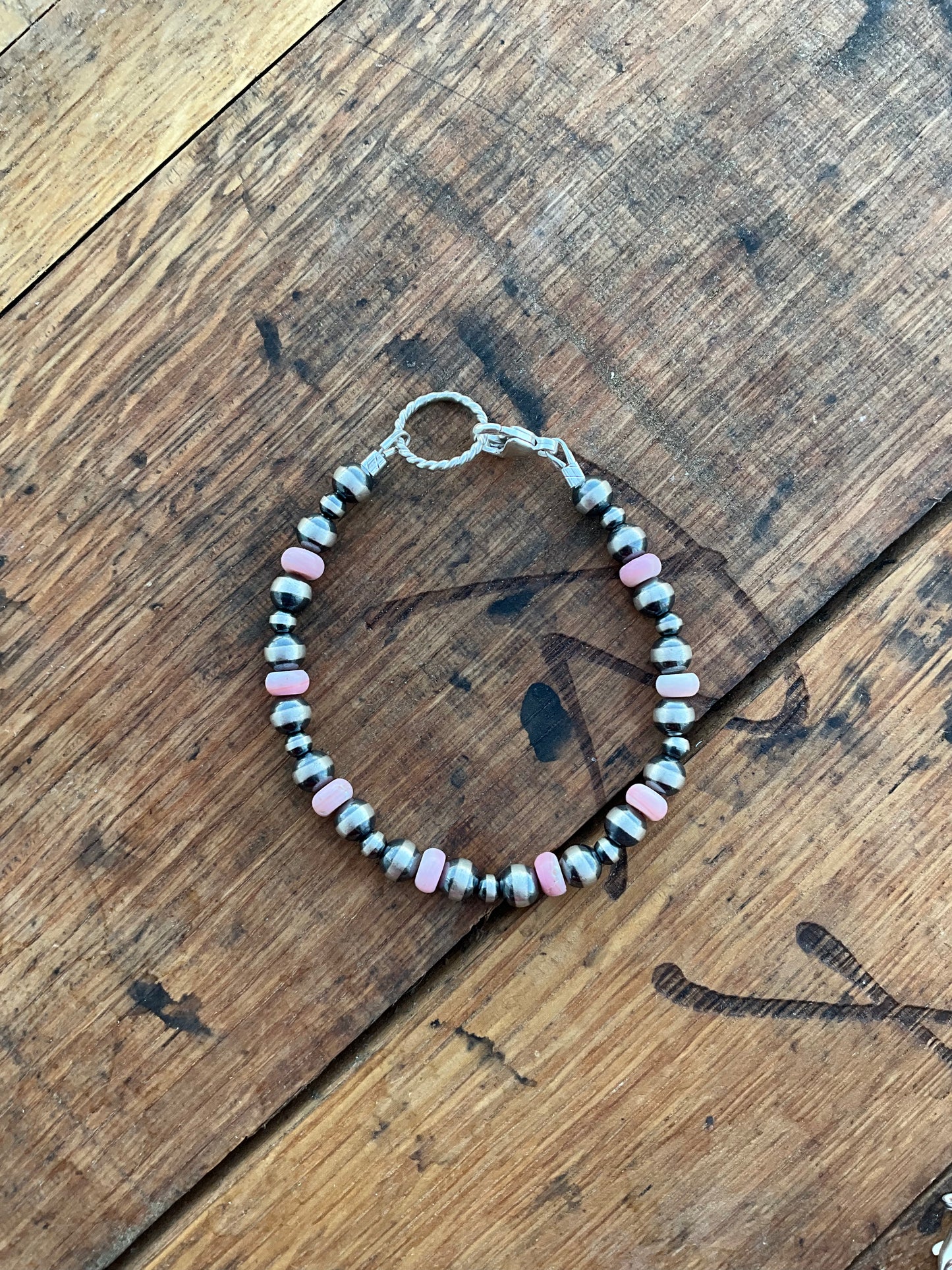 Bracelet - 4/6mm - Pink Conch 6mm
