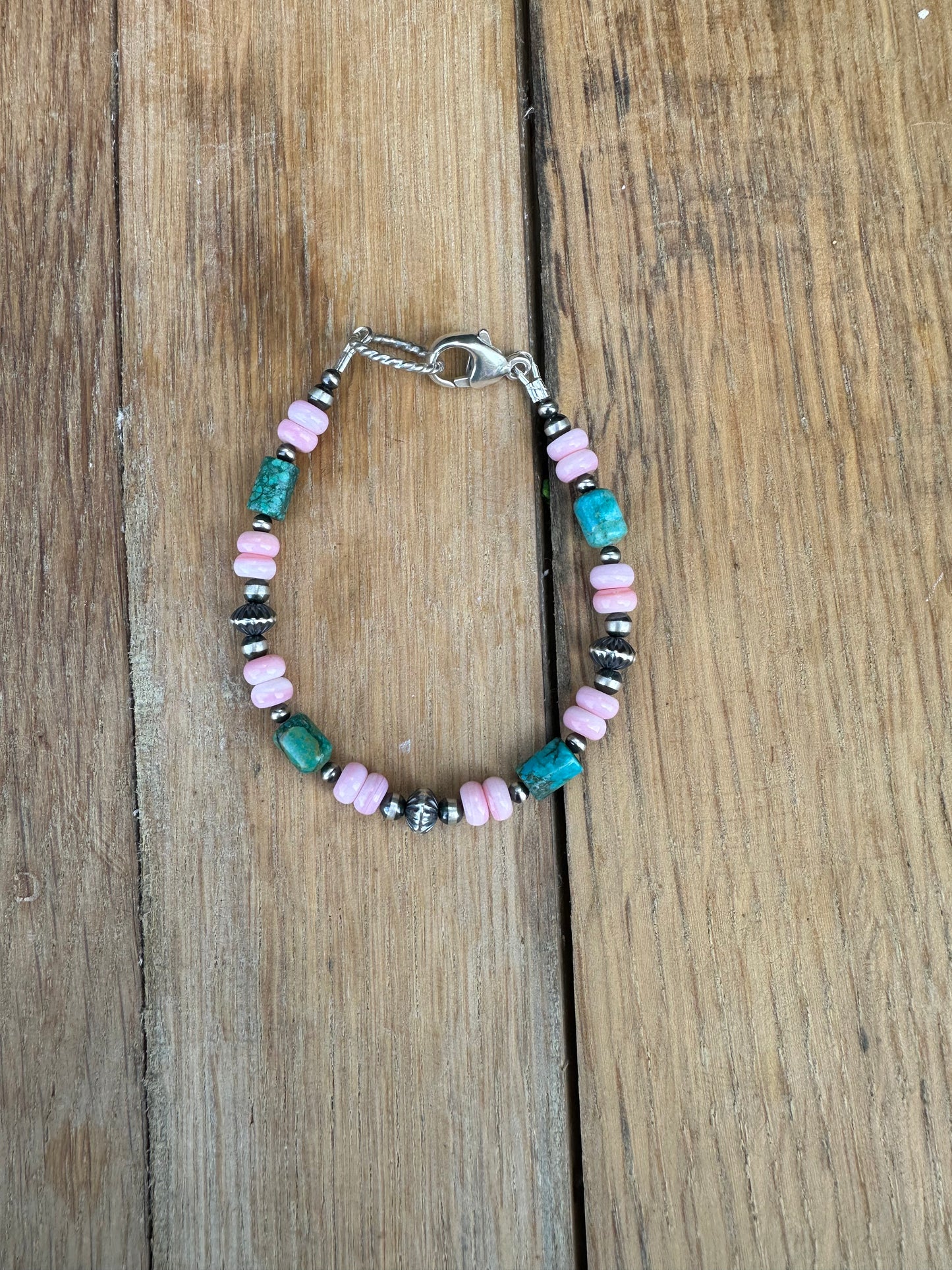 Bracelet - 3/4mm & 7.5mm Rondelle - Pink Conch & Turquoise