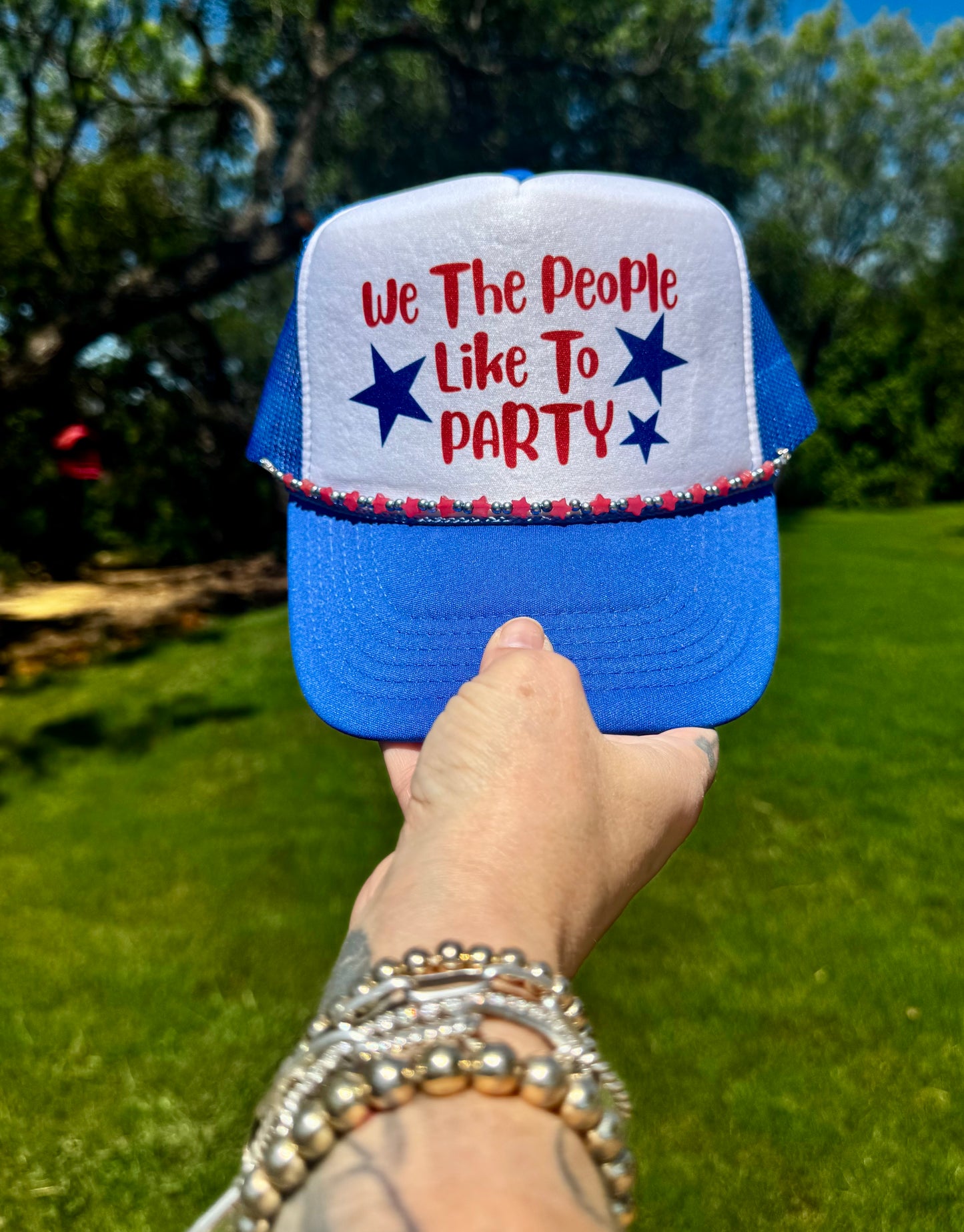 Cap- We The People Like To Party