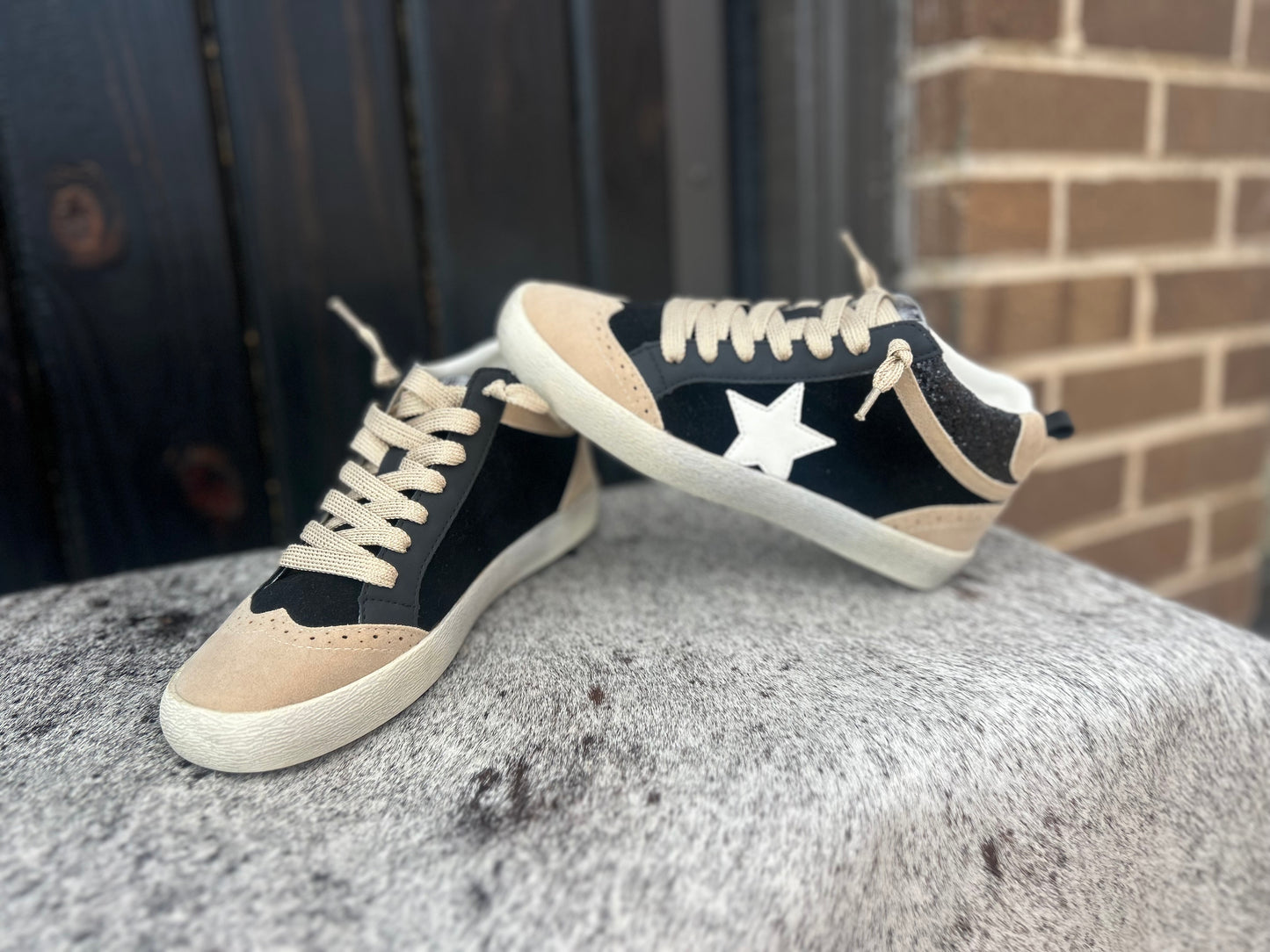 Daisy Sneaker
