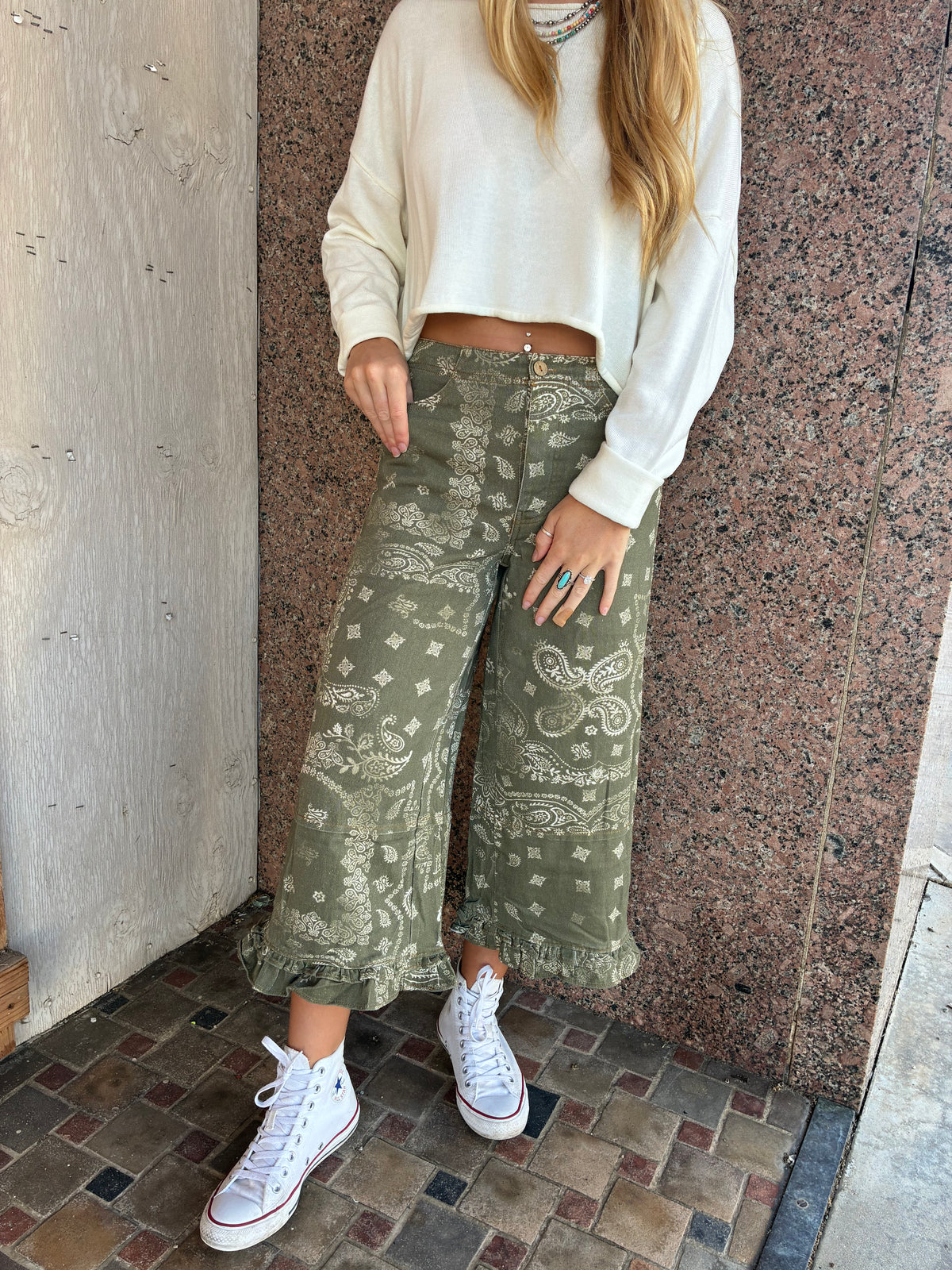 Off White Thin Sweater