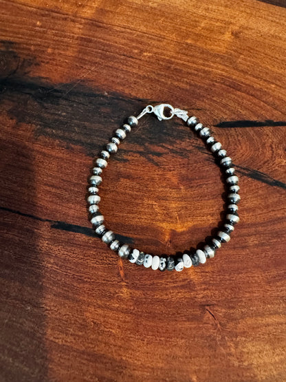 Bracelet - 4/5 White Buffalo