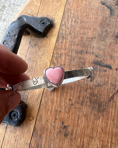 Pink Conch Heart Bangle