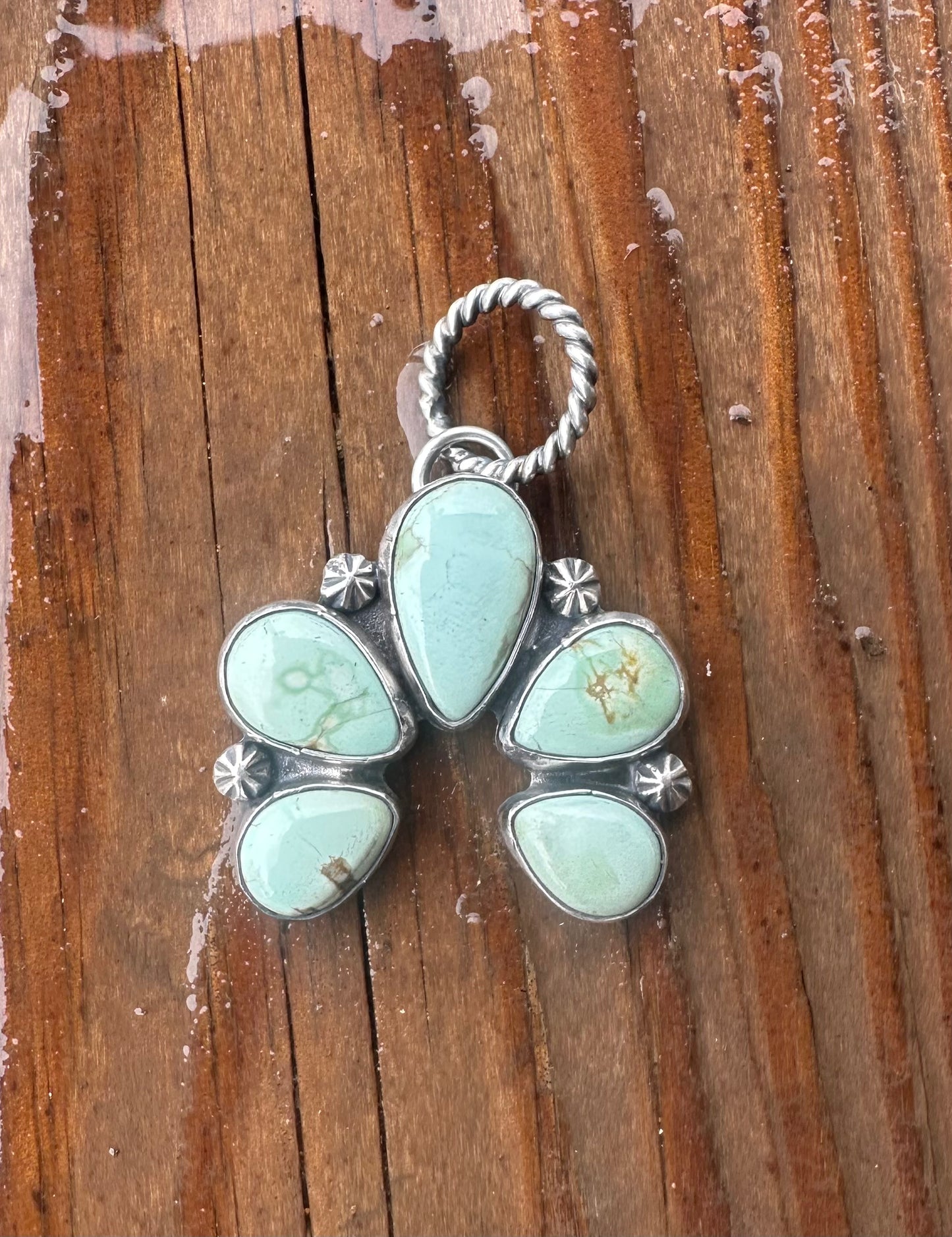 Naja Pendant