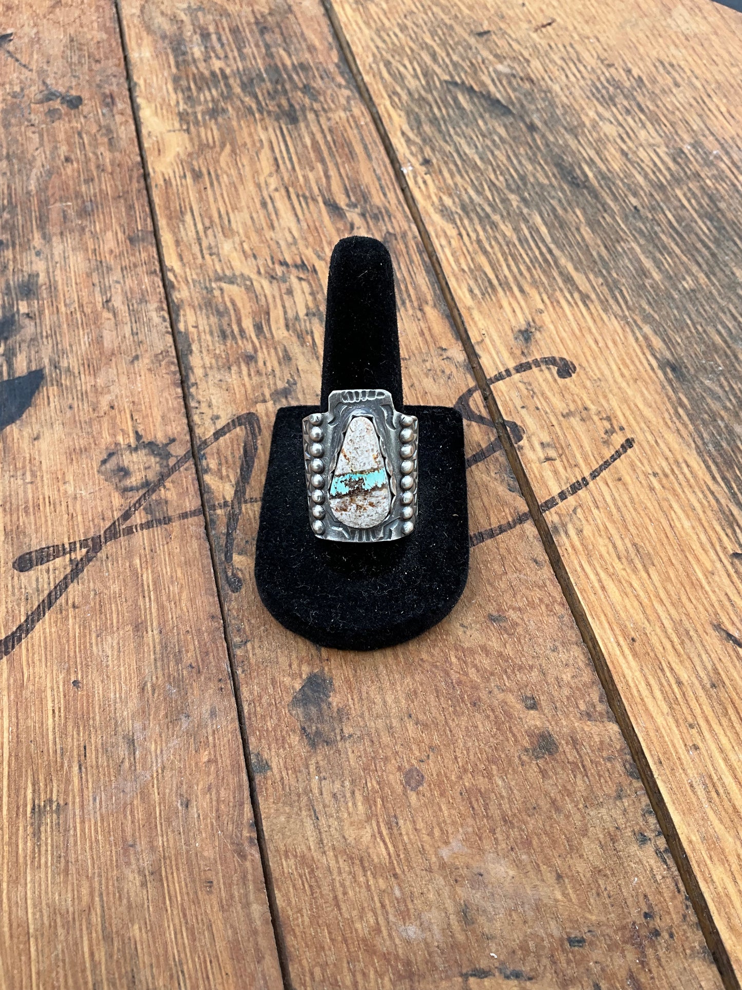 Royston Ribbon Ring