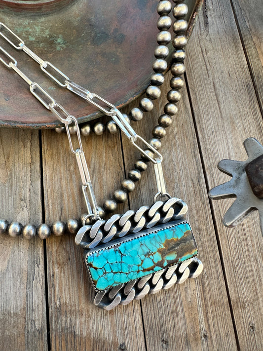 Edgy Bar Necklace