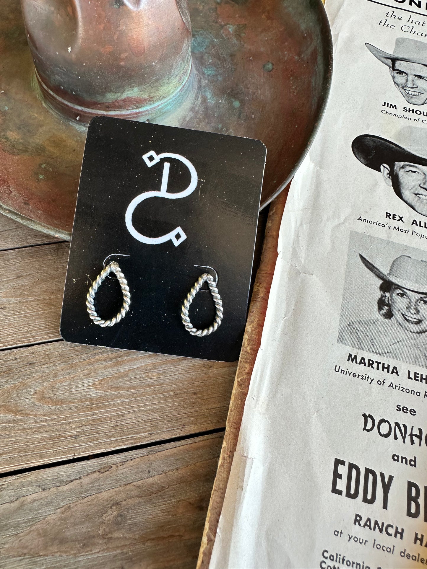 Mini Oval Post Earrings