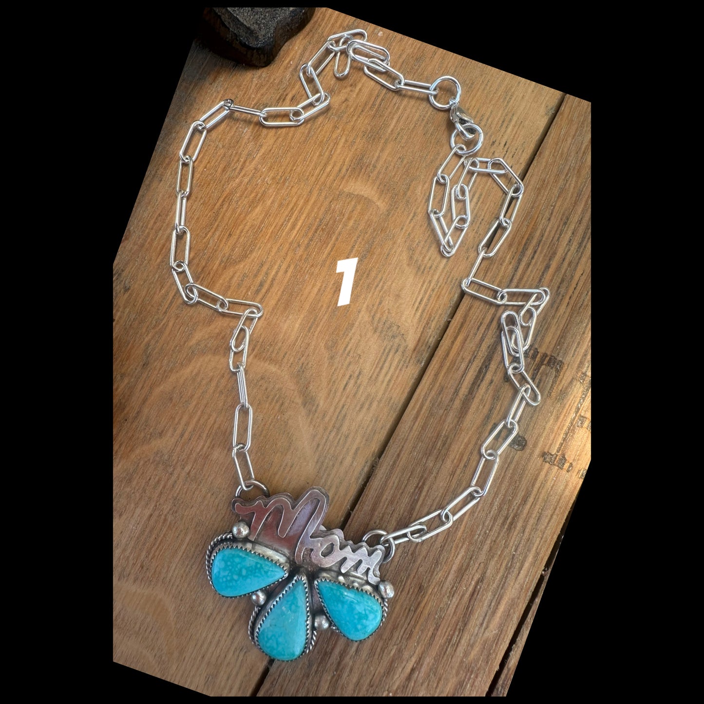 MOM Necklace