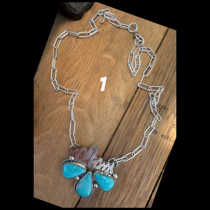 MOM Necklace