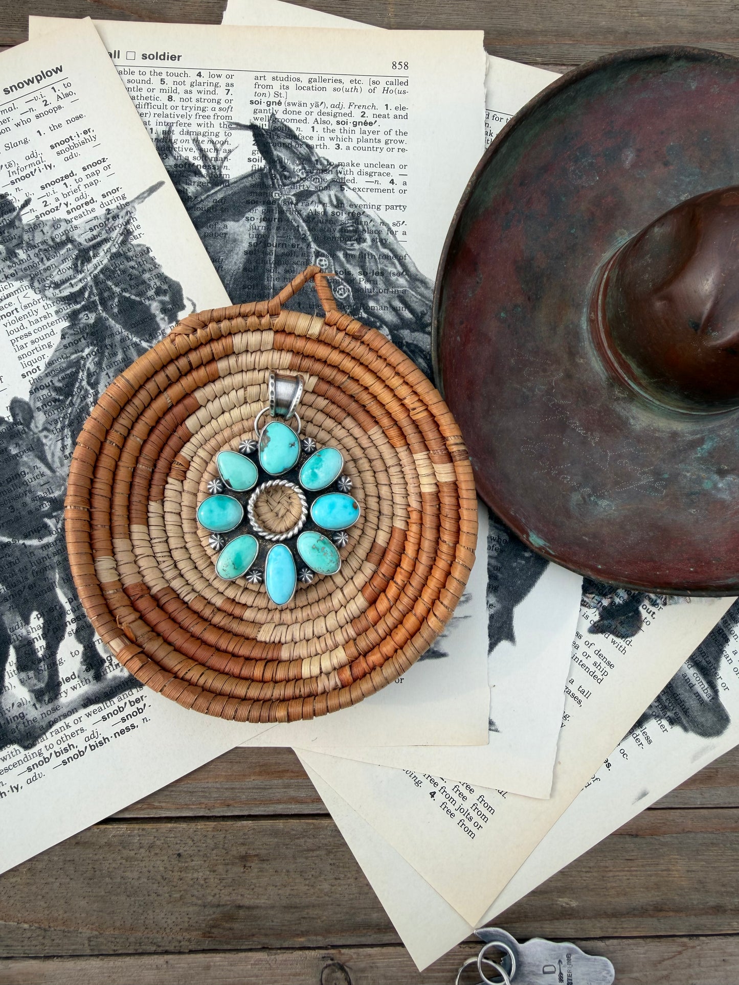 Daisy If You Do Pendant